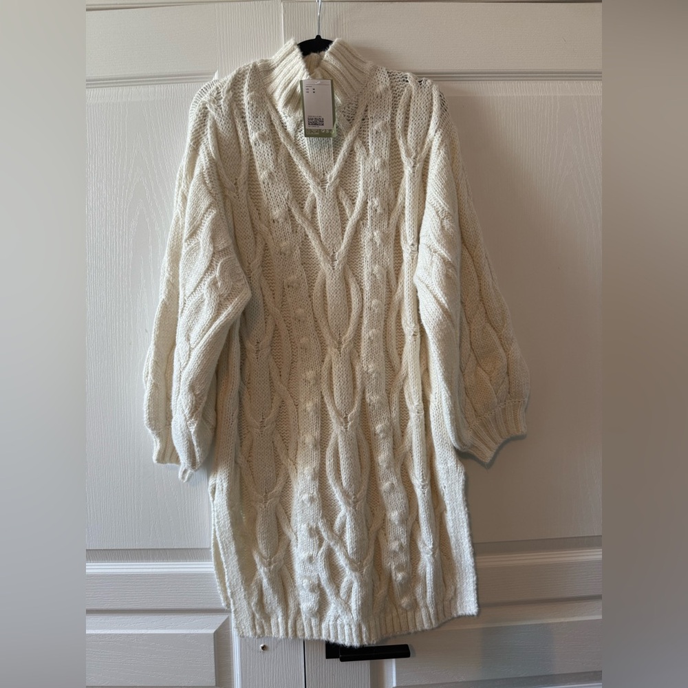 Divided Cream V-Neck Cable Knit Sweater Dress